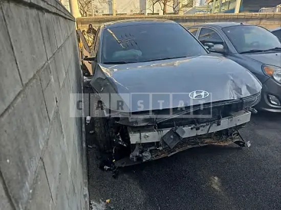 Photo 2 of 31: 2022 Hyundai IONIQ 5 — Korean insurance auction