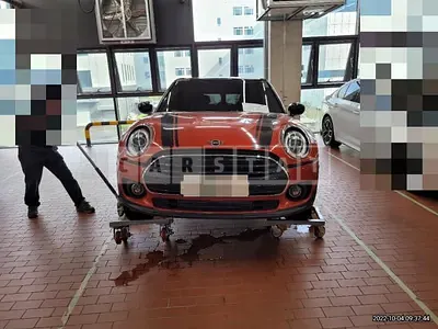 Photo 1 of 19: 2020 MINI Cooper D Clubman, VIN WMW71BB01L2N26003 — Korean insurance auction
