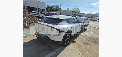 Photo 1 of 9: 2021 Kia EV6 Long Range Earth — Korean insurance auction