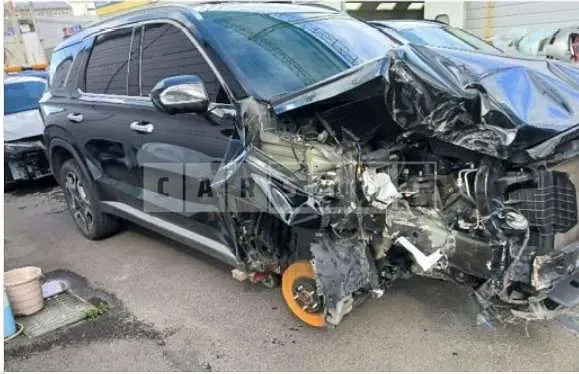 Photo 2 of 47: 2022 Hyundai Palisade — Korean insurance auction