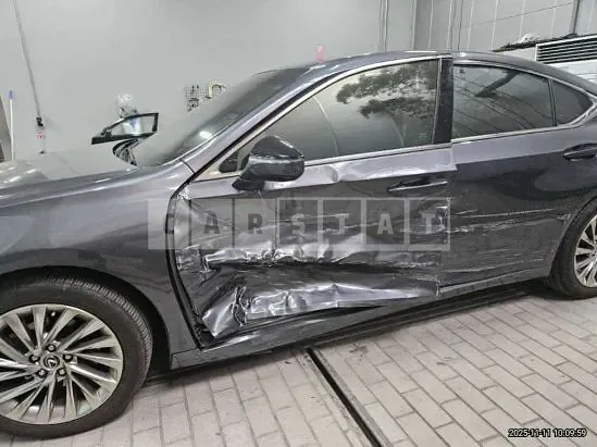 Photo 2 of 20: 2023 Lexus ES300h — Korean insurance auction