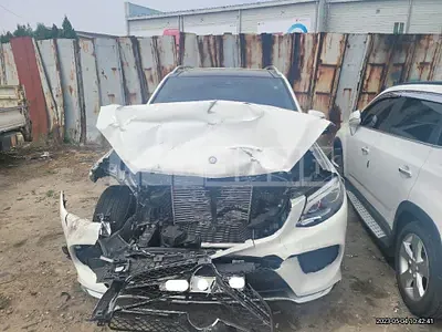 Photo 1 of 24: 2017 Mercedes-Benz GLE350d 4Matic, VIN WDCDA2EB0HA913006 — Korean insurance auction
