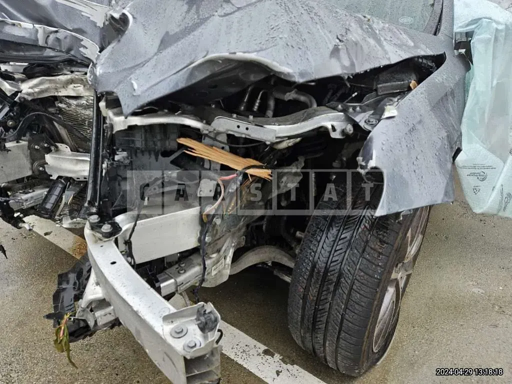 Photo 2 of 15: 2019 Mercedes-Benz E 300 4Matic — Korean insurance auction