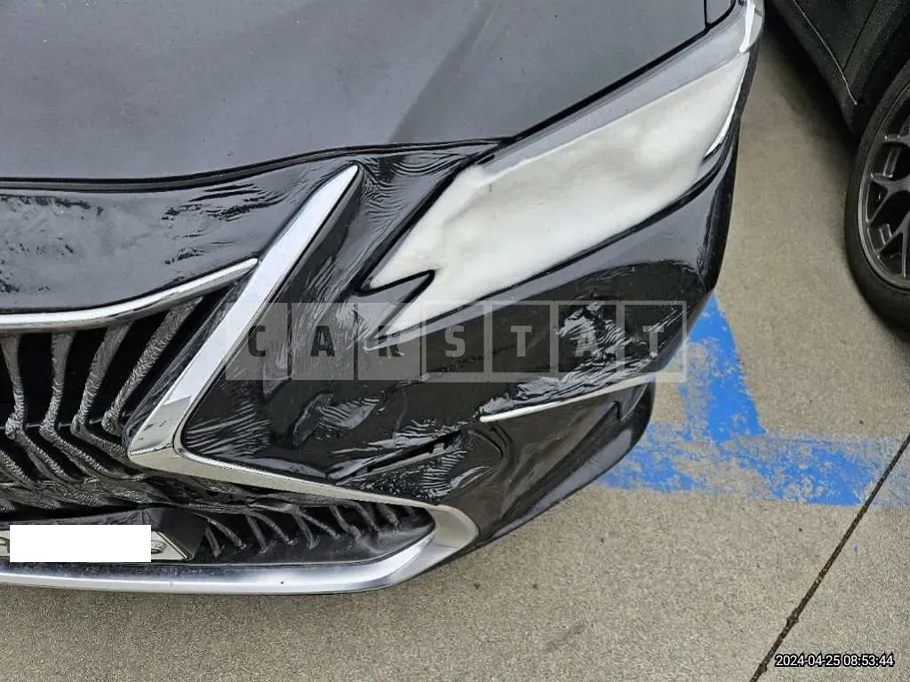 Photo 2 of 50: 2019 Lexus ES300h — Korean insurance auction