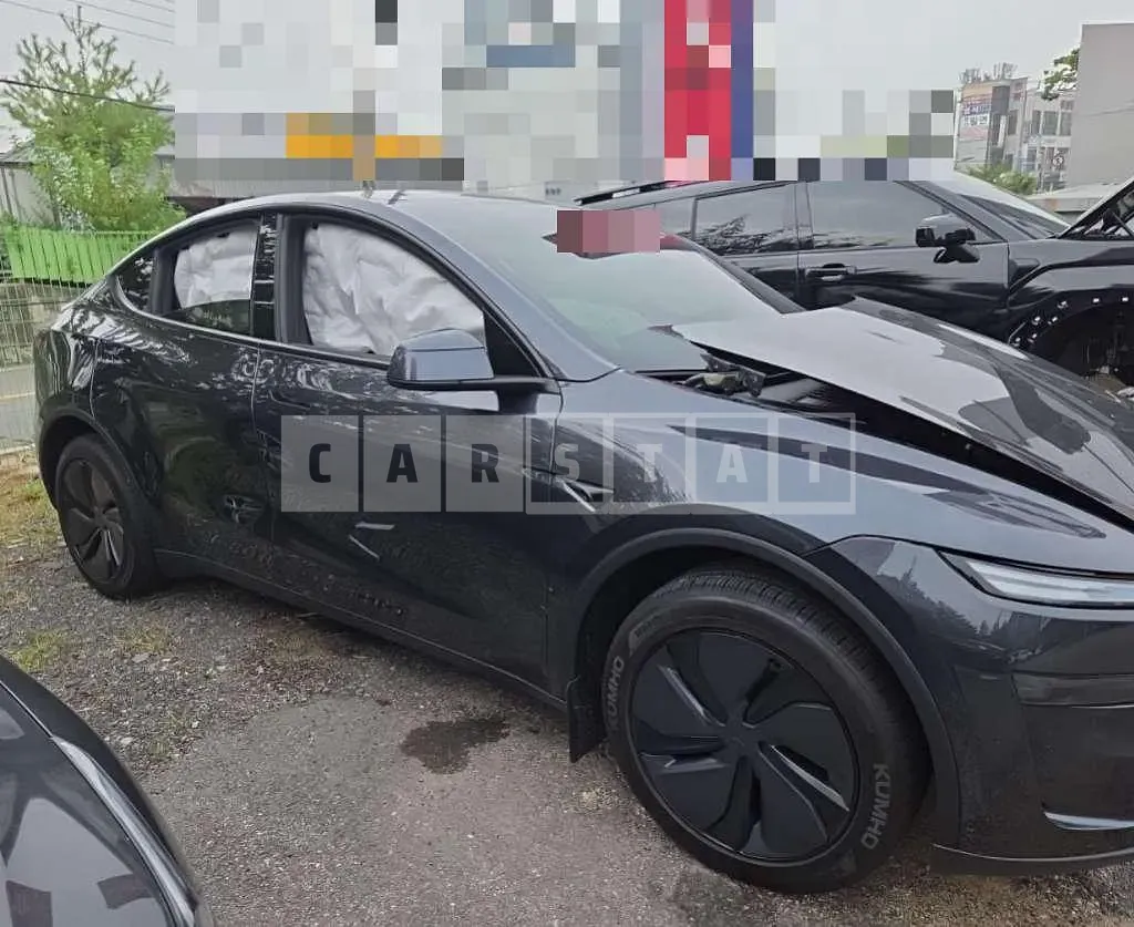 Photo 2 of 29: 2026 Tesla Model Y Premium RWD — Korean insurance auction