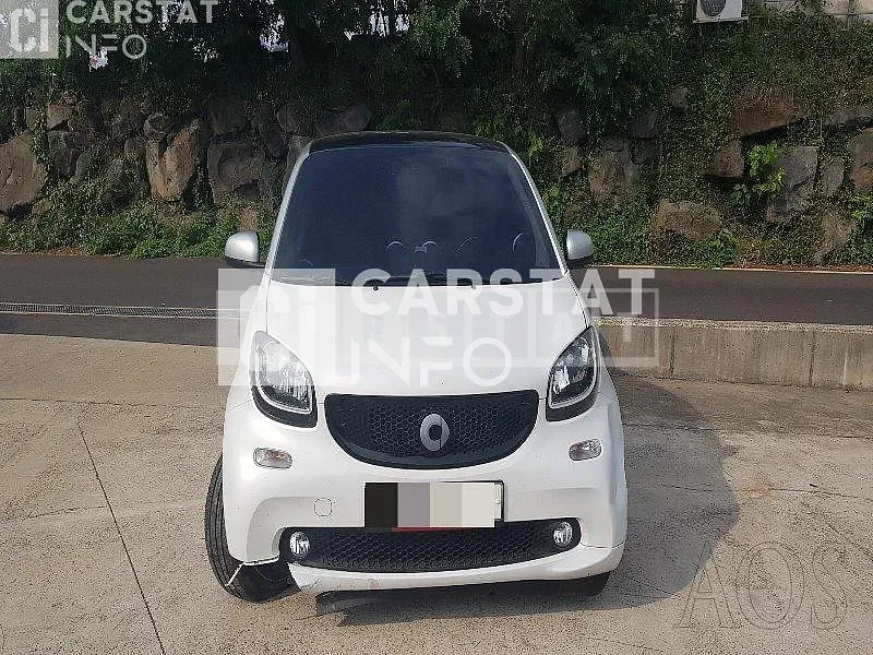 Photo 2 of 15: 2015 Smart Mercedes-Benz, VIN KL90B3A8GFZ31M006 — Korean insurance auction