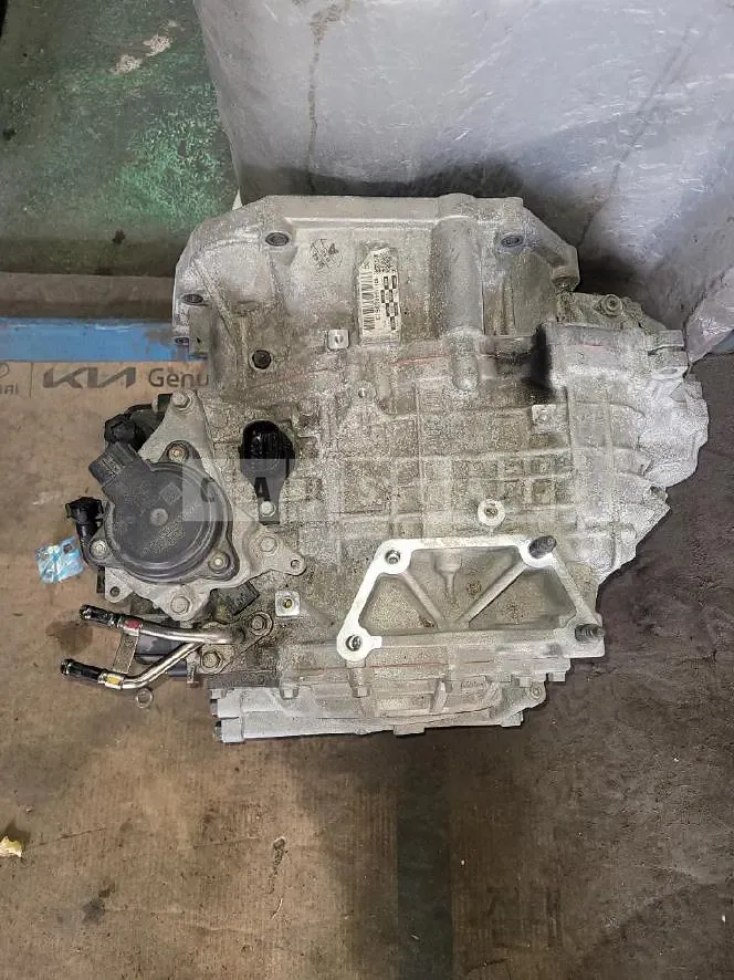 Photo 3 of 3: 2020 Kia (parts) Carnival Automatic Transmission — Korean insurance auction