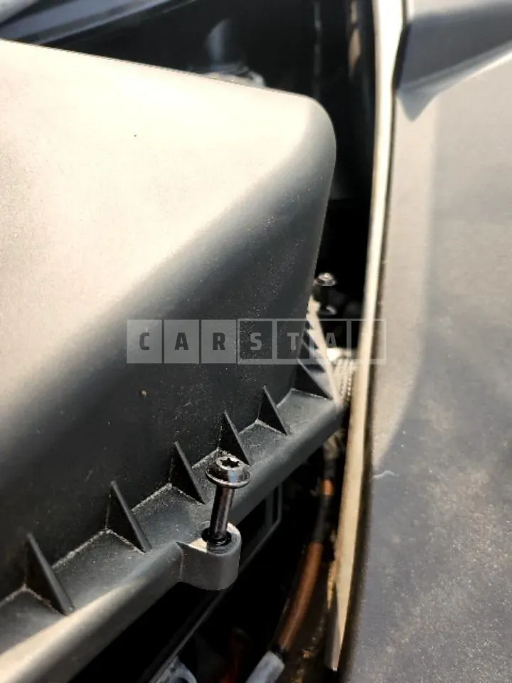 Photo 2 of 8: 2022 BMW 520i, VIN WBA11BH0XNWX84951 — Korean insurance auction