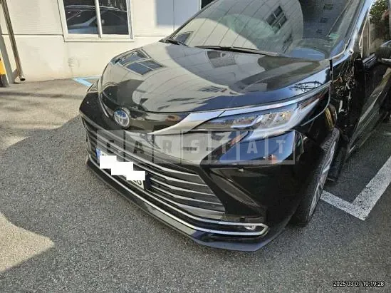 Photo 2 of 27: 2021 Toyota Sienna Hybrid 2WD — Korean insurance auction