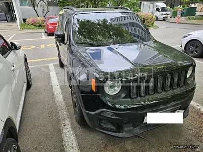 Photo 1 of 27: 2018 Jeep Zip Renegade — Korean insurance auction