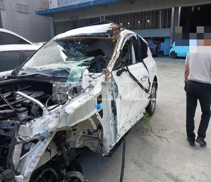 Photo 2 of 14: 2023 Genesis GV80 — Korean insurance auction
