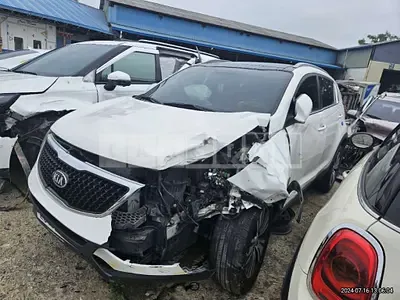 Photo 1 of 8: 2016 Kia Sportage — Korean insurance auction