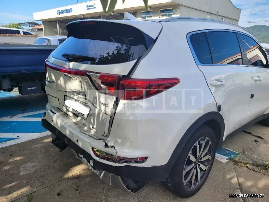 Photo 2 of 25: 2016 Kia Sportage, VIN KNAPN813DGK112206 — Korean insurance auction