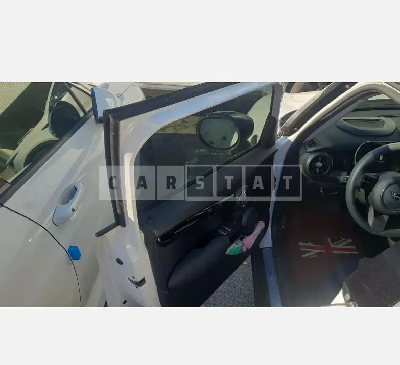 Photo 2 of 35: 2023 MINI Cooper, VIN WMW41DK05R2V32393 — Korean insurance auction