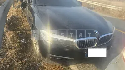 Photo 1 of 33: 2018 BMW 520i — Korean insurance auction