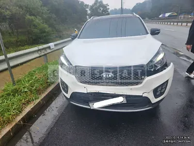 Photo 1 of 8: 2016 Kia Sorento, VIN KNAPH81ABGA166263 — Korean insurance auction
