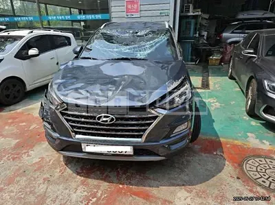 Photo 1 of 18: 2019 Hyundai Tucson — Korean insurance auction