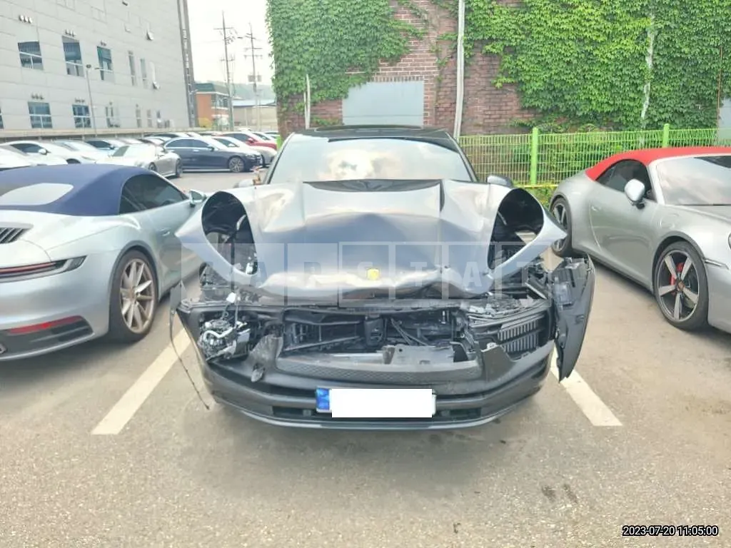 Photo 2 of 46: 2023 Porsche Macan GTS, VIN WP1AF2953PLB55243 — Korean insurance auction