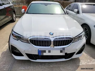 Photo 1 of 36: 2022 BMW 320i, VIN WBA5X5105NFL96781 — Korean insurance auction