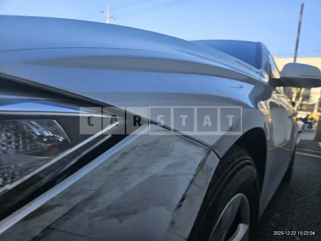 Photo 2 of 22: 2015 BMW 320d EfficientDynamics Ed — Korean insurance auction