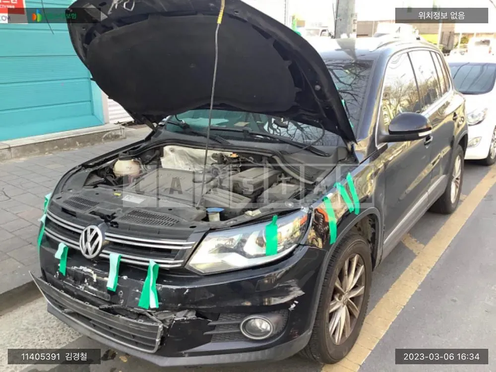 Photo 2 of 19: 2015 Volkswagen Tiguan 2.0 TDI, VIN WVGZZZ5NZFW565597 — Korean insurance auction