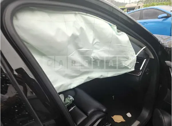 Photo 2 of 20: 2019 Volvo XC60 D5 AWD — Korean insurance auction