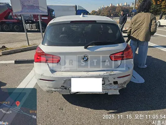 Photo 2 of 15: 2017 BMW 118d — Korean insurance auction