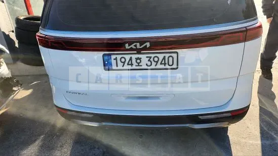 Photo 2 of 20: 2023 Kia Carnival — Korean insurance auction