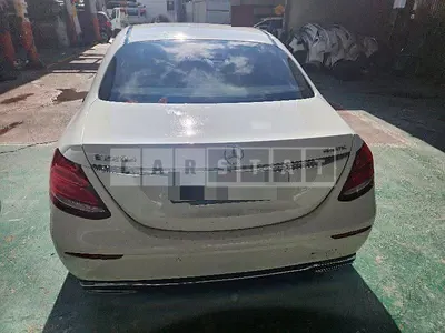 Photo 1 of 15: 2020 Mercedes-Benz E220 d 4Matic — Korean insurance auction