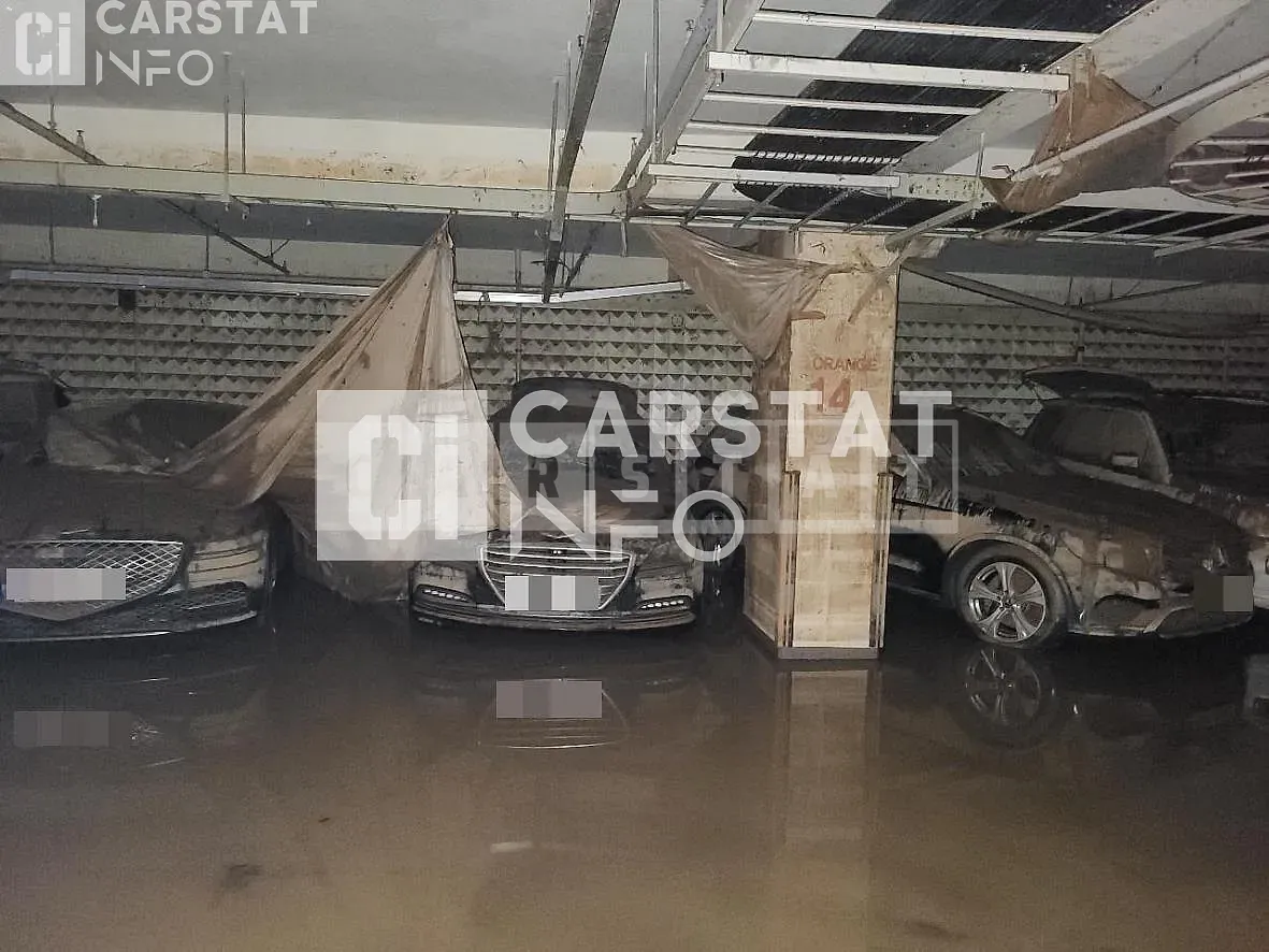 Photo 2 of 2: 2015 Chevrolet Acupuncture Nessis 3.3 — Korean insurance auction