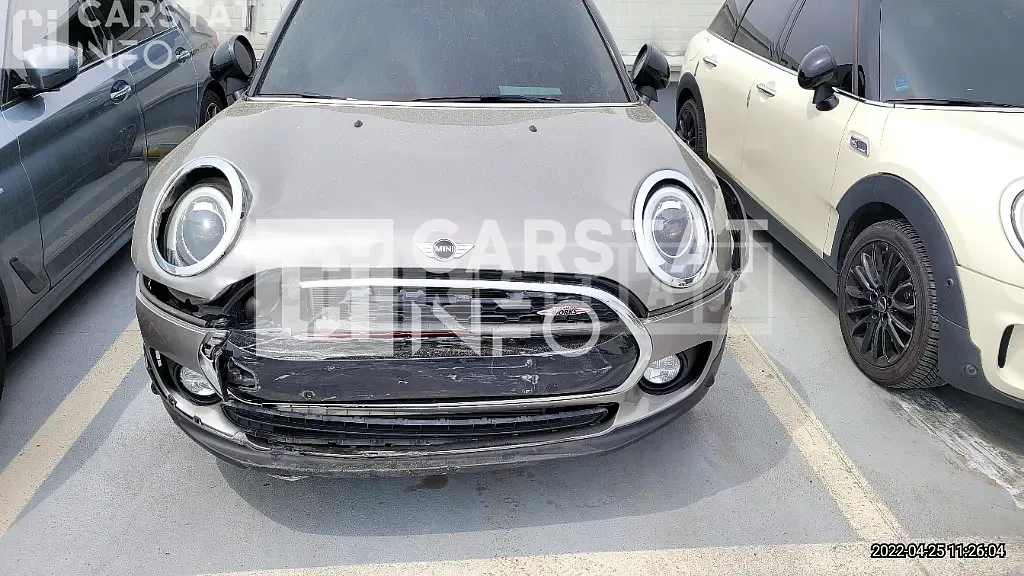 Photo 2 of 33: 2018 MINI Coupe D Club Man, VIN WMWLR9104J2E71323 — Korean insurance auction