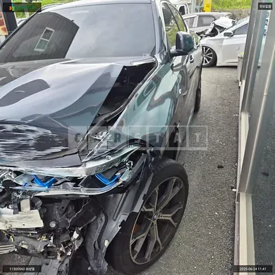 Photo 1 of 17: 2021 BMW X6 xDrive 30d, VIN WBAGT810XN9J40379 — Korean insurance auction
