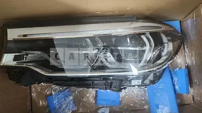 Photo 1 of 4: 2020 BMW (parts) 520i Luxury Headlamp — Korean insurance auction