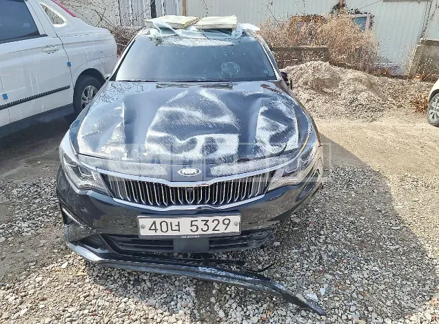 Photo 2 of 28: 2019 Kia K5, VIN KNAGW415GKA252082 — Korean insurance auction