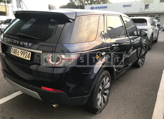 Photo 2 of 12: 2017 Land Rover Discovery Sport 2.0d, VIN SALCA2BN4HH706604 — Korean insurance auction