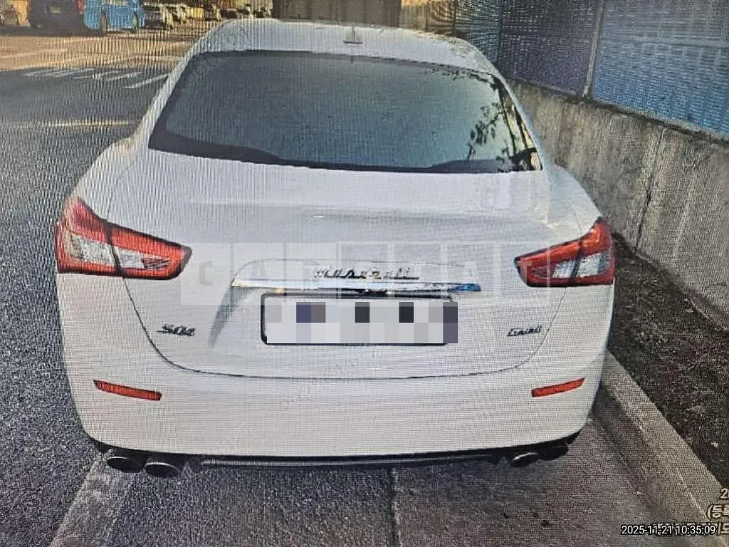 Photo 2 of 7: 2017 Maserati Ghibli S Q4 — Korean insurance auction
