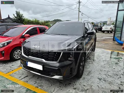 Photo 1 of 8: 2023 Kia Sorento Hybrid, VIN KNARH81GBRA246263 — Korean insurance auction