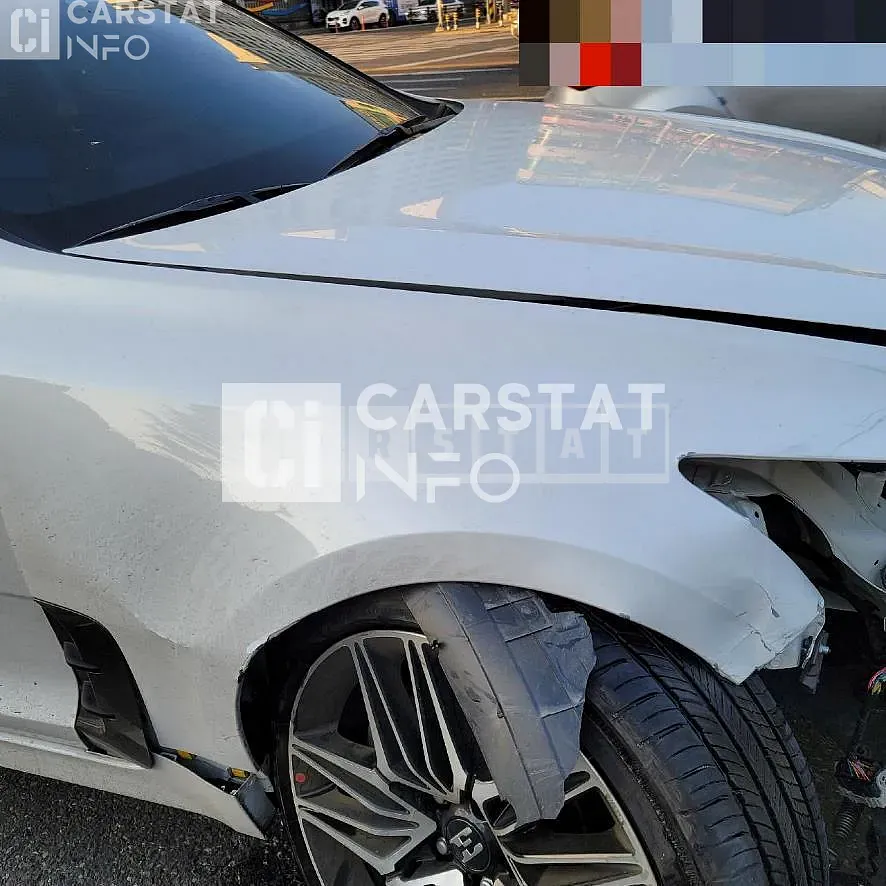 Photo 2 of 12: 2021 Kia Stinger, VIN KNAE351DDMS099818 — Korean insurance auction
