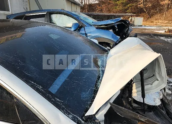 Photo 2 of 5: 2020 Tesla Model 3 Long Range, VIN 5YJ3E1EB4LF724830 — Korean insurance auction