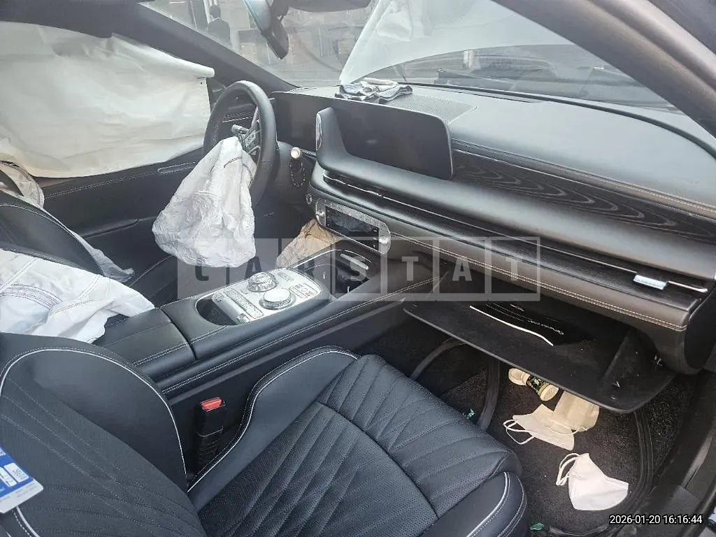 Photo 2 of 22: 2024 Genesis G90 AWD — Korean insurance auction
