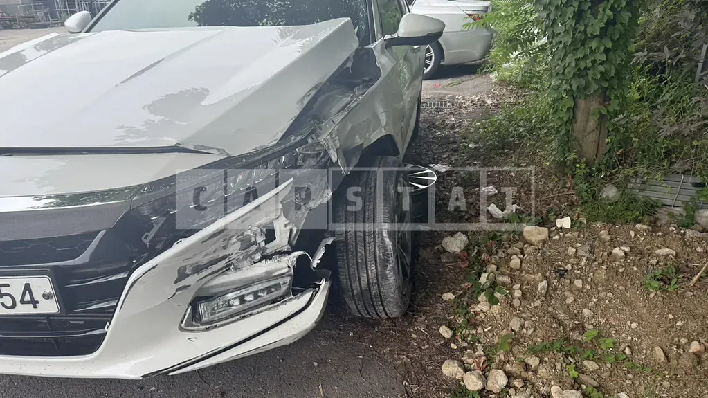 Photo 2 of 5: 2018 Honda Accord 1.5 — Korean insurance auction