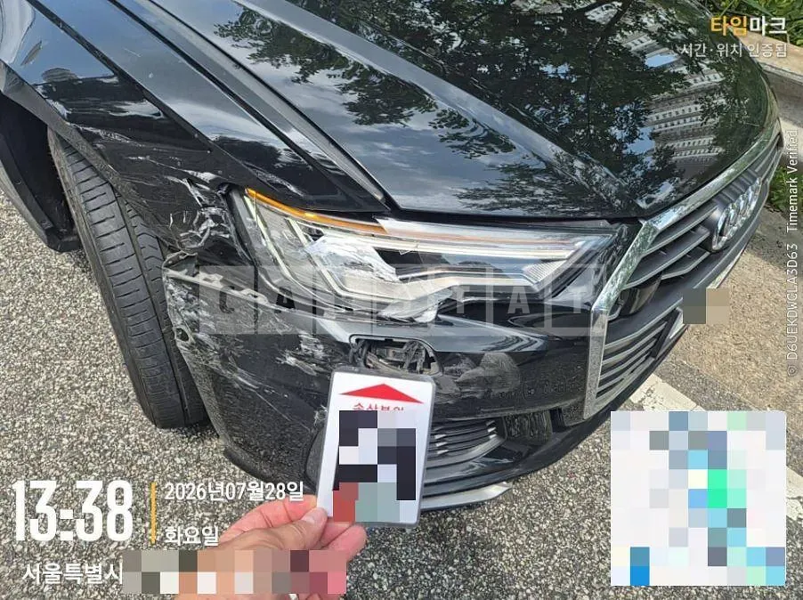 Photo 2 of 6: 2021 Audi A6 45 TFSI — Korean insurance auction