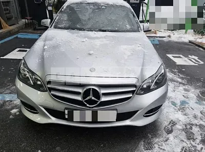 Photo 1 of 26: 2016 Mercedes-Benz E250 BlueTec 4Matic, VIN WDDHF9HB9GB318215 — Korean insurance auction
