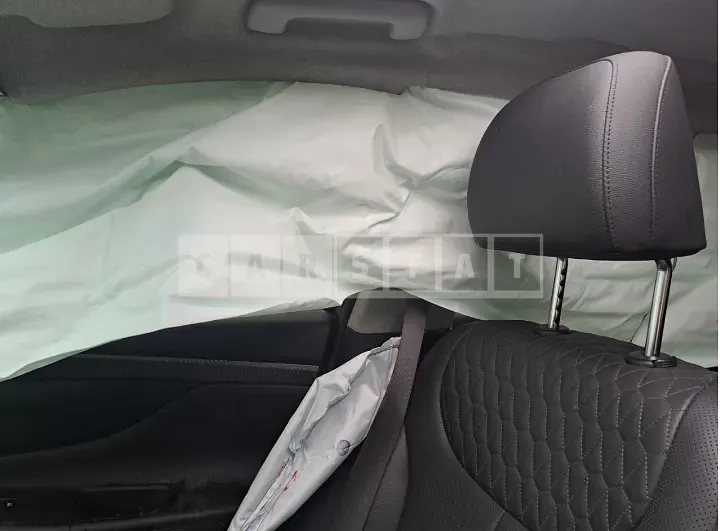 Photo 2 of 20: 2020 Hyundai Santa Fe, VIN KMHS381ABLU249880 — Korean insurance auction