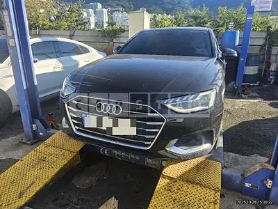 Photo 1 of 26: 2021 Audi A4 40 TFSI — Korean insurance auction