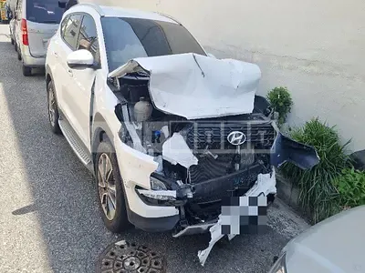 Photo 1 of 13: 2018 Hyundai Tucson — Korean insurance auction
