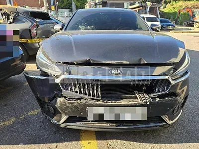 Photo 1 of 23: 2016 Kia K7 — Korean insurance auction