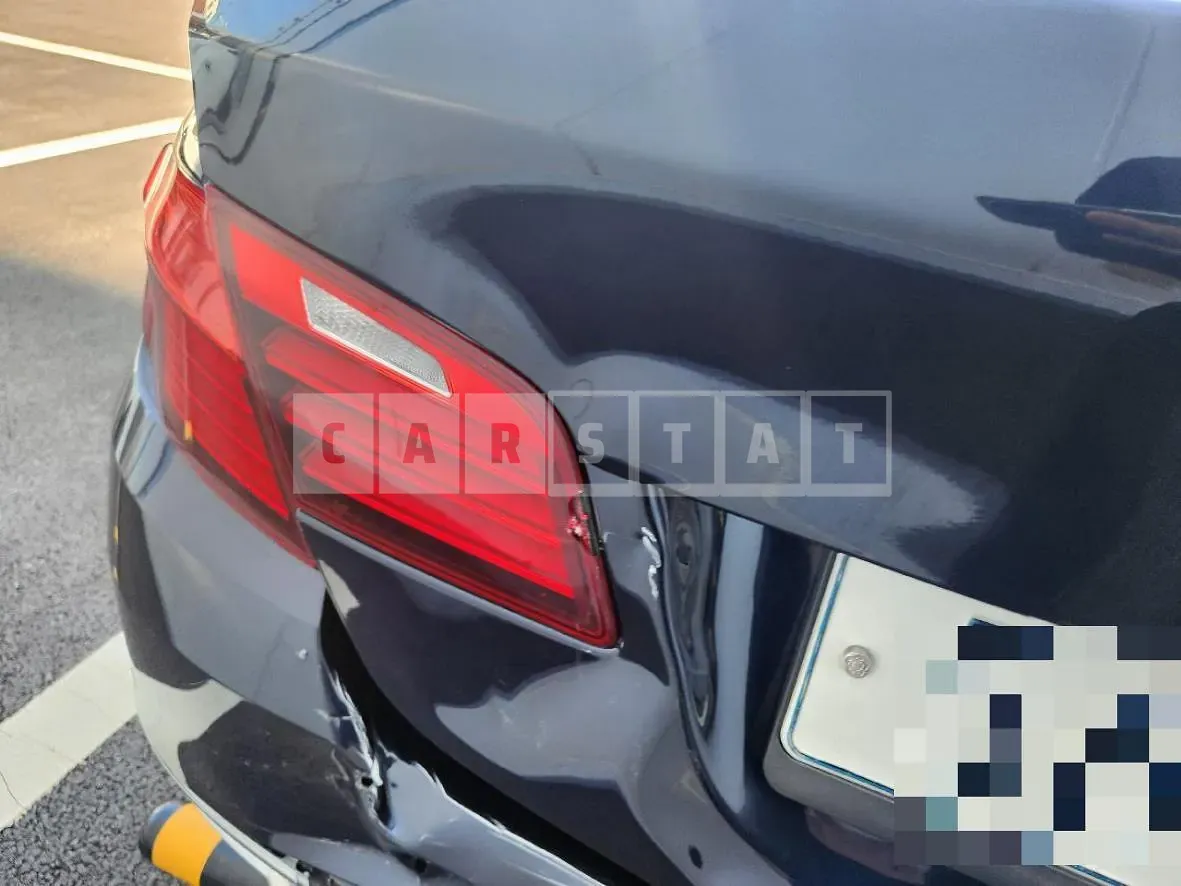 Photo 2 of 22: 2015 BMW 528i, VIN WBA5A5103GG178014 — Korean insurance auction
