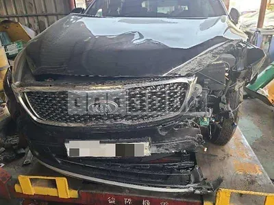 Photo 1 of 26: 2016 Kia Sorento 2.0, VIN KNAPK81ABGA251593 — Korean insurance auction