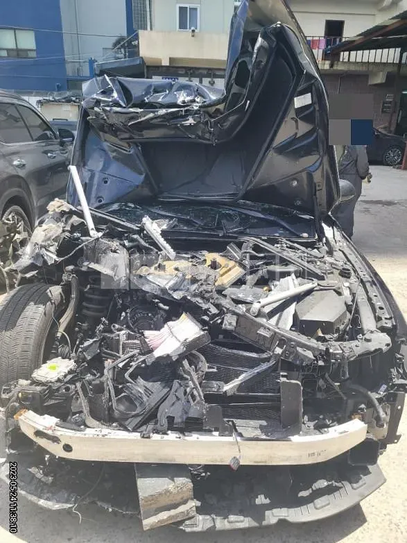 Photo 2 of 36: 2020 Genesis G90 5.0 — Korean insurance auction